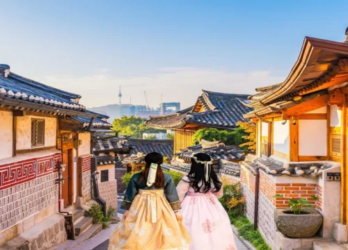Korea Travel Guide: Top 10 Essential Items